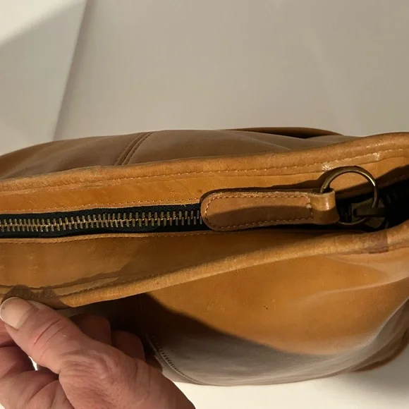 Vintage Coach Brown Leather Bucket Bag Crossbody Legacy Made USA - Picture 13 of 15